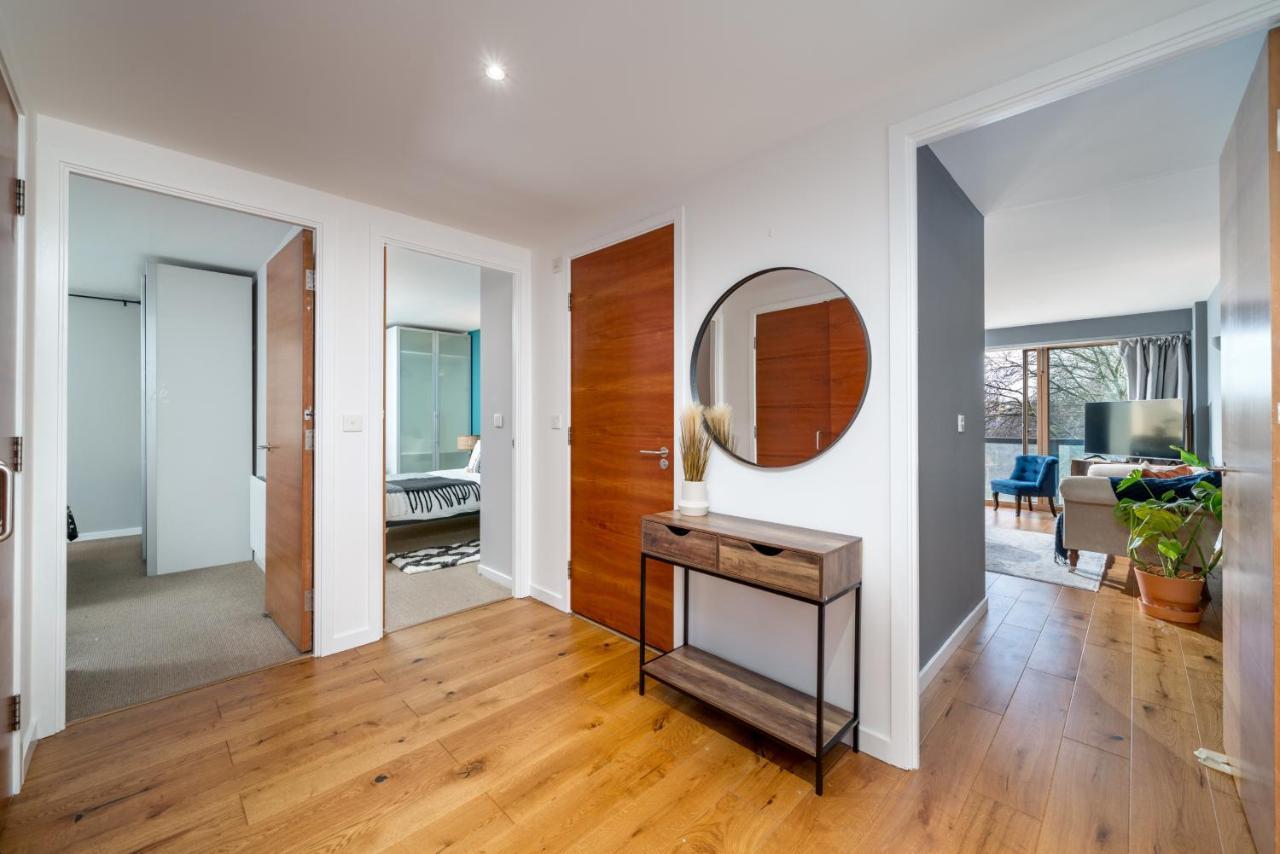 2 Bedroom Apartment With Park Views Shoreditch Londres Exterior foto